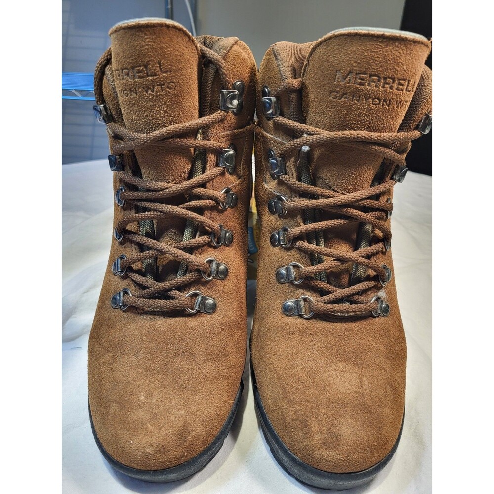 Merrell women's 8.5 Brown Boots Exc Cond, Very Sturdy